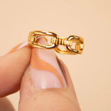 Soft Links Ring in Gold