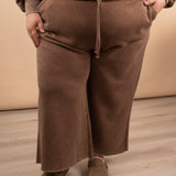 All Day Comfort Cropped Sweatpants in Mocha