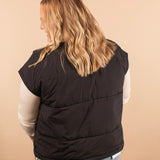 Briar Reversible Puffer Vest in Black/Ivory