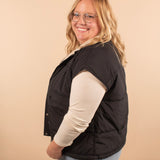 Briar Reversible Puffer Vest in Black/Ivory