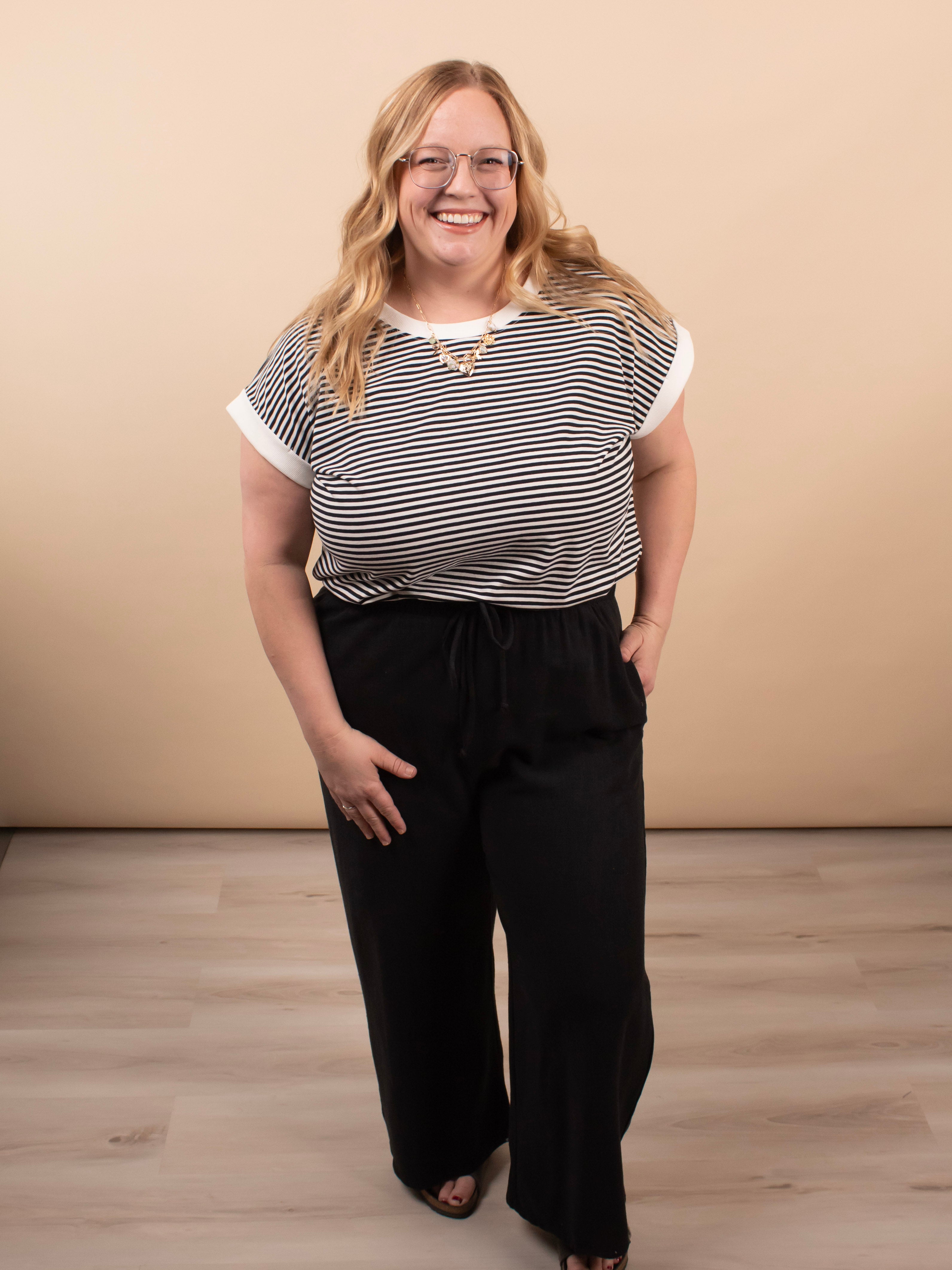 Comfort Flow Pants in Black - K & Company