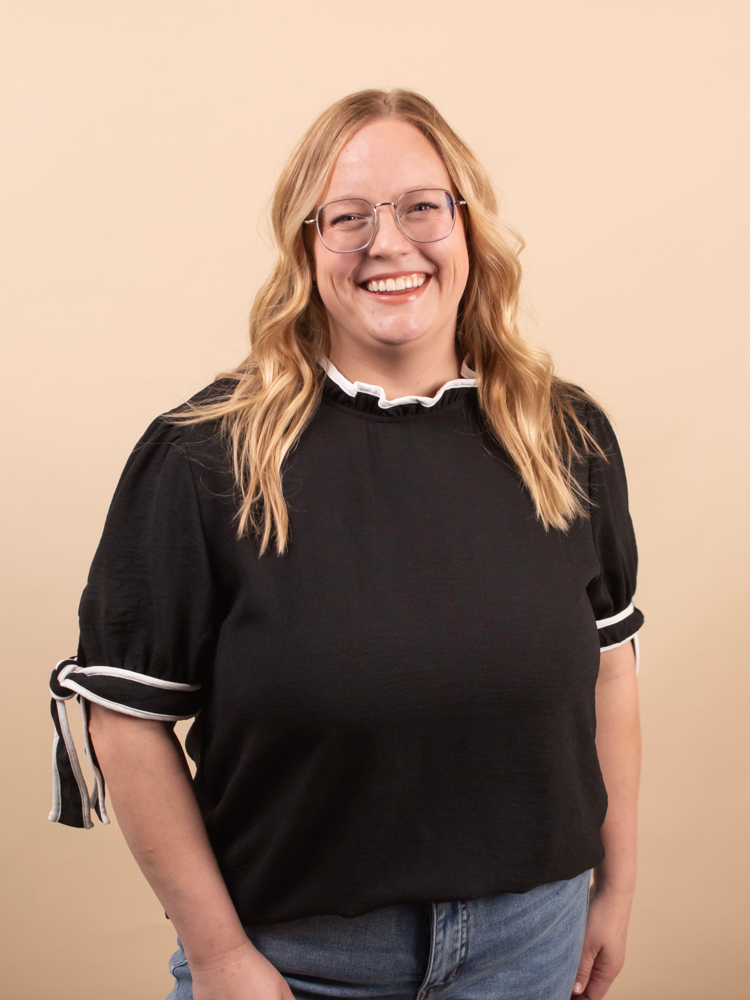 Delilah Ribbon Sleeve Top - K & Company