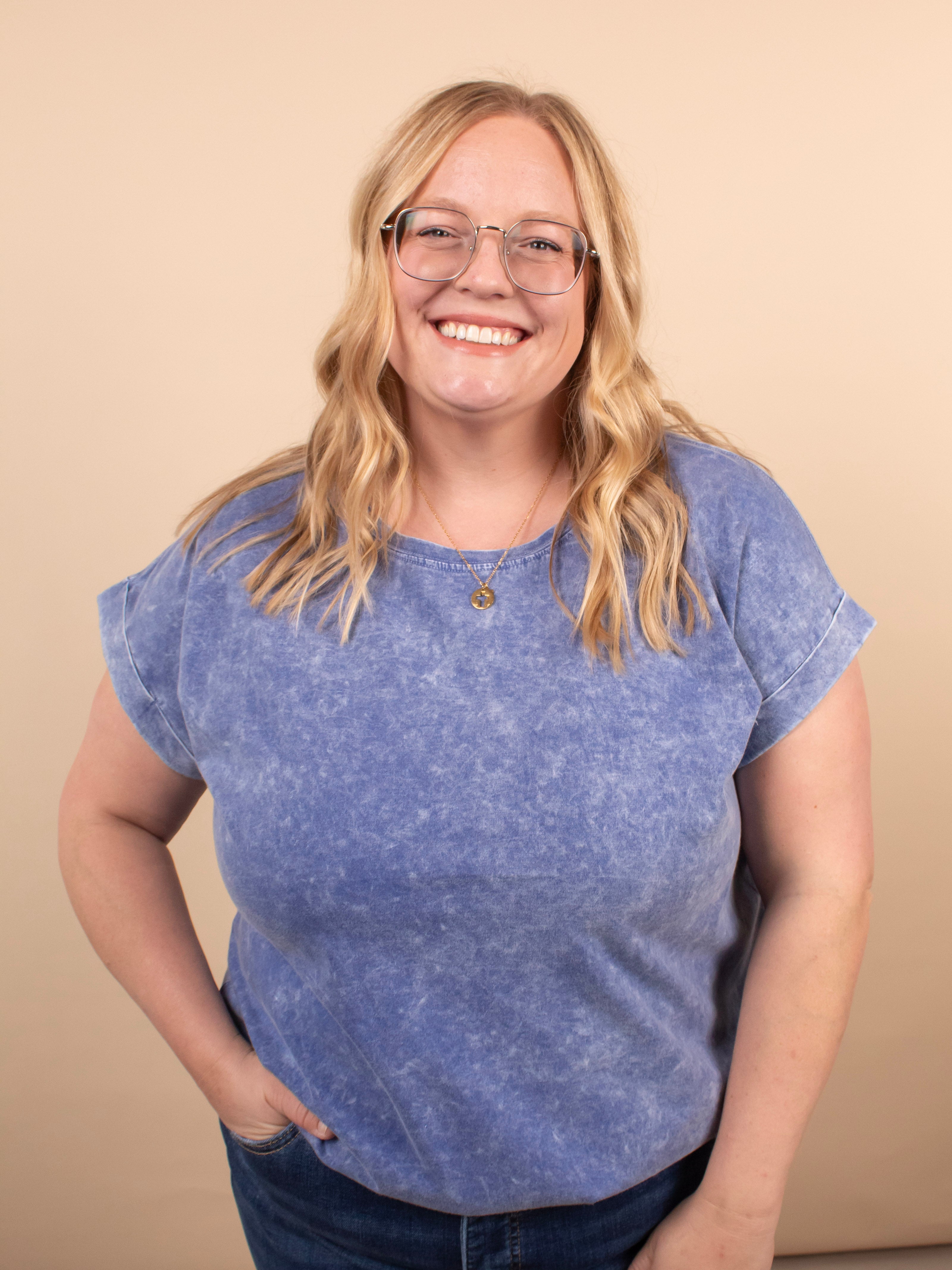 Easy Days Mineral Wash Tee – Coastal Blue - K & Company