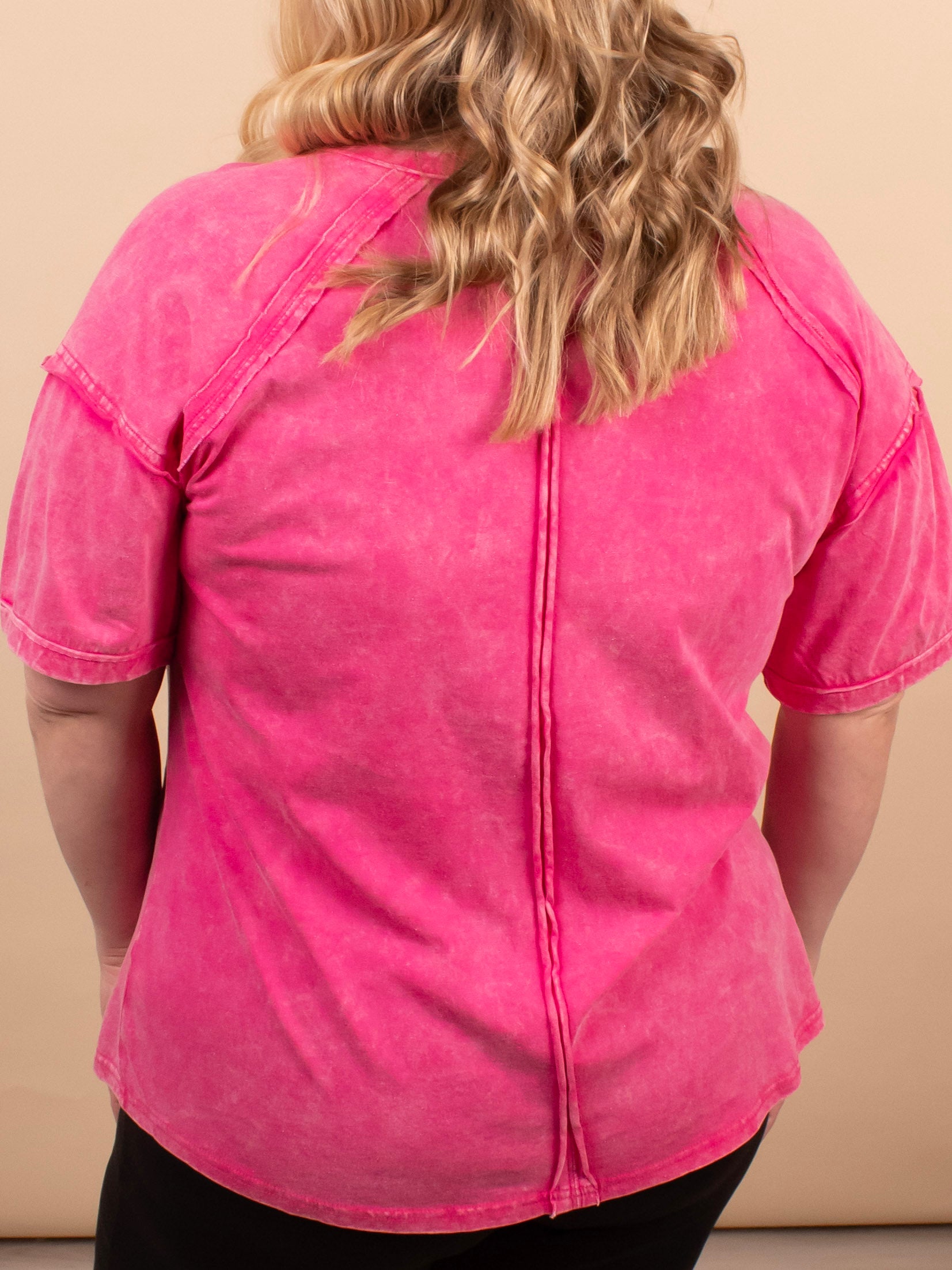 Easy Living Mineral Wash Tee – Raspberry Sorbet - K & Company