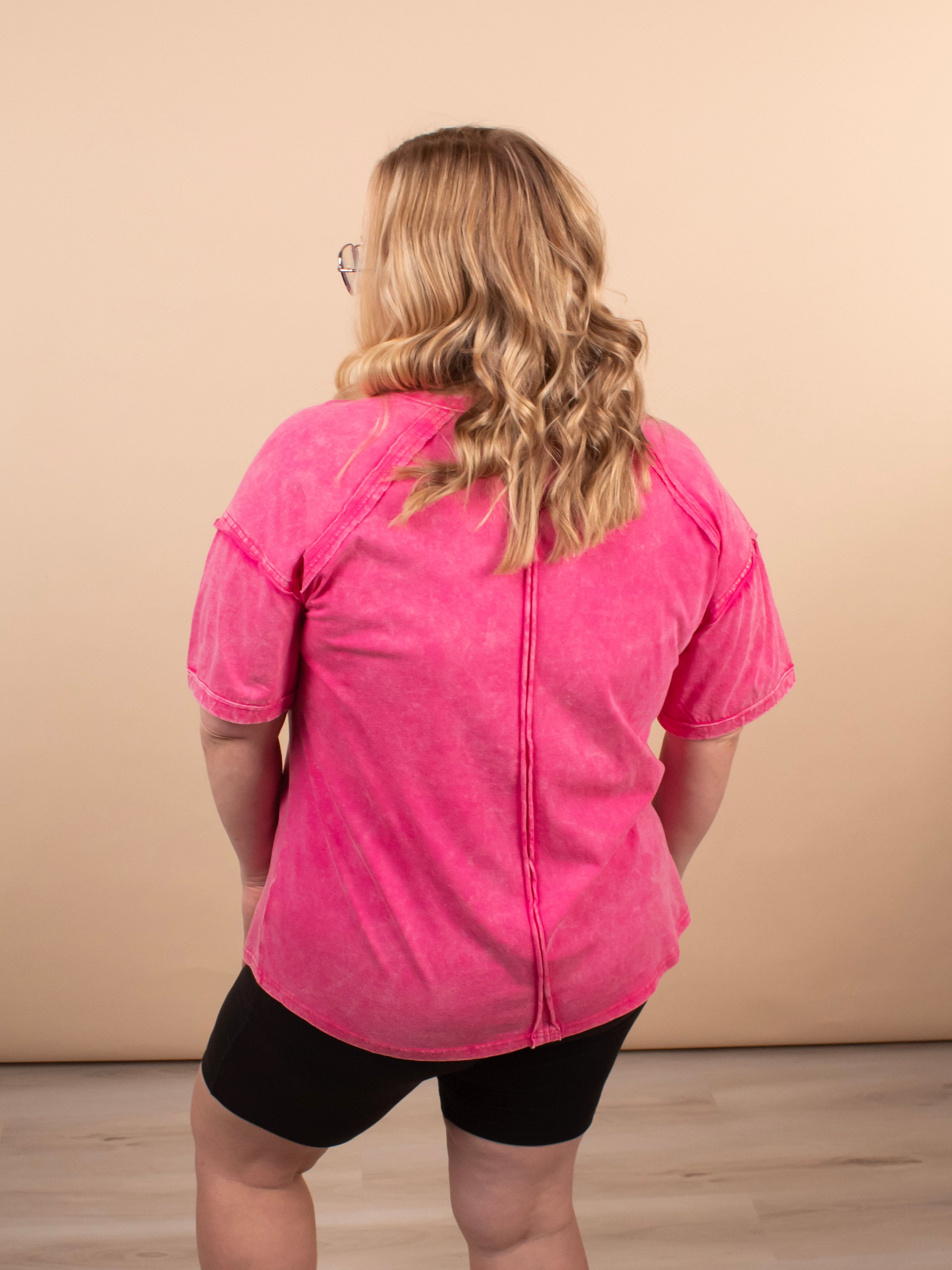 Easy Living Mineral Wash Tee – Raspberry Sorbet - K & Company