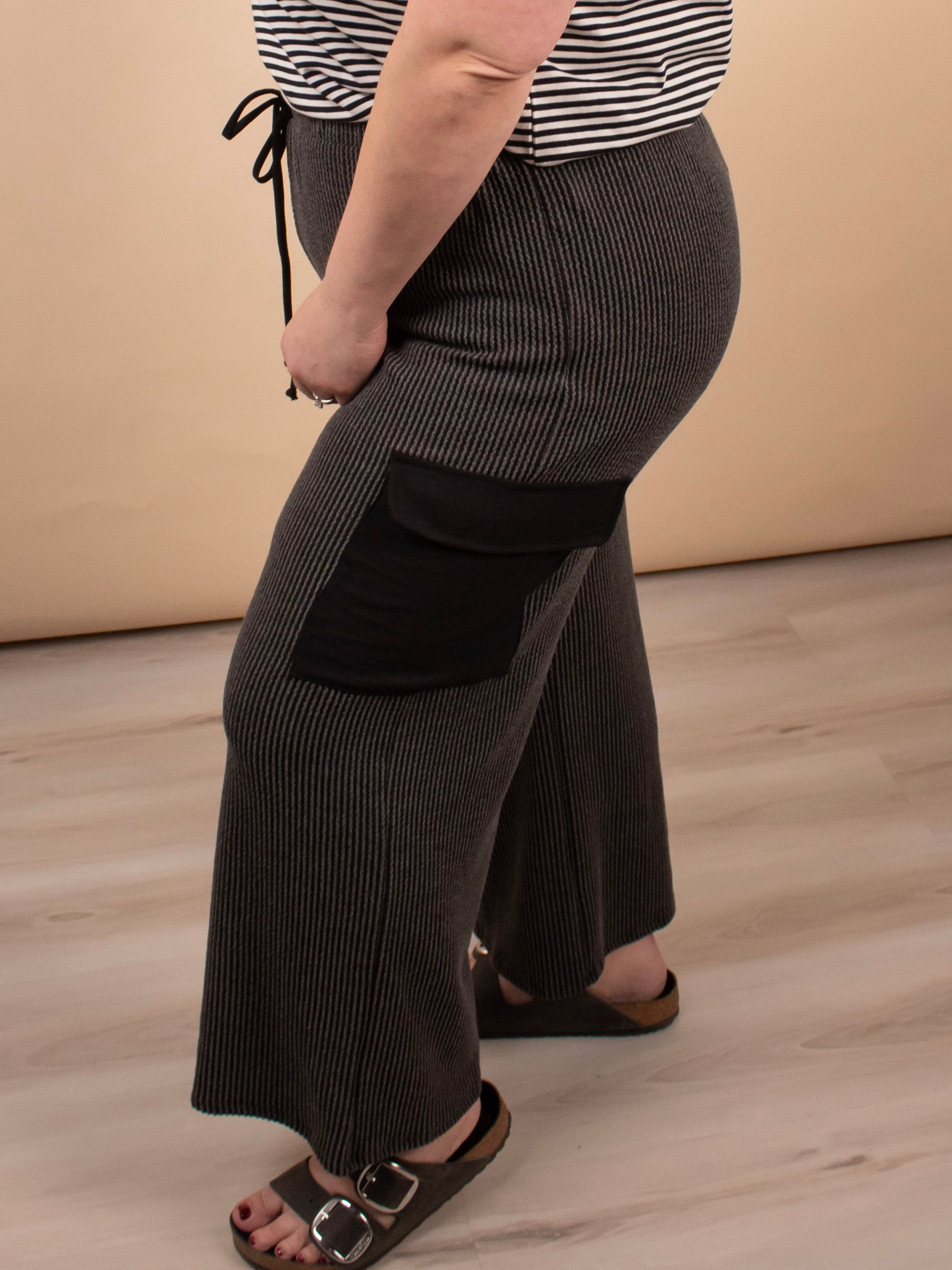 Everett Ribbed Lounge Pants - K & Company