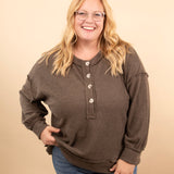 Hearthside Ribbed Henley in Mocha