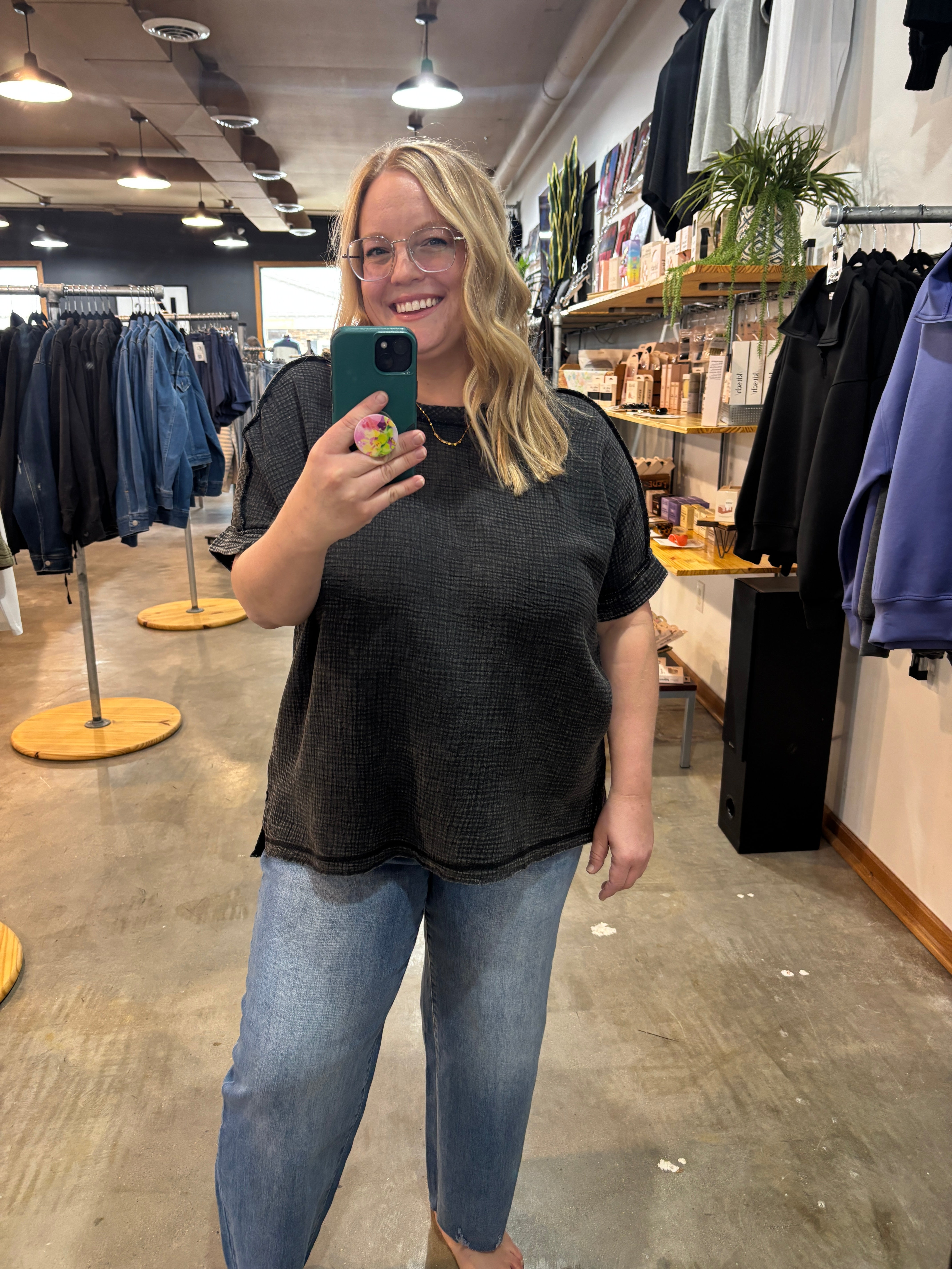On Repeat Gauze Tee - K & Company
