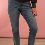 Judy Blue Rigid Magic Release Midrise Boyfriend Jeans