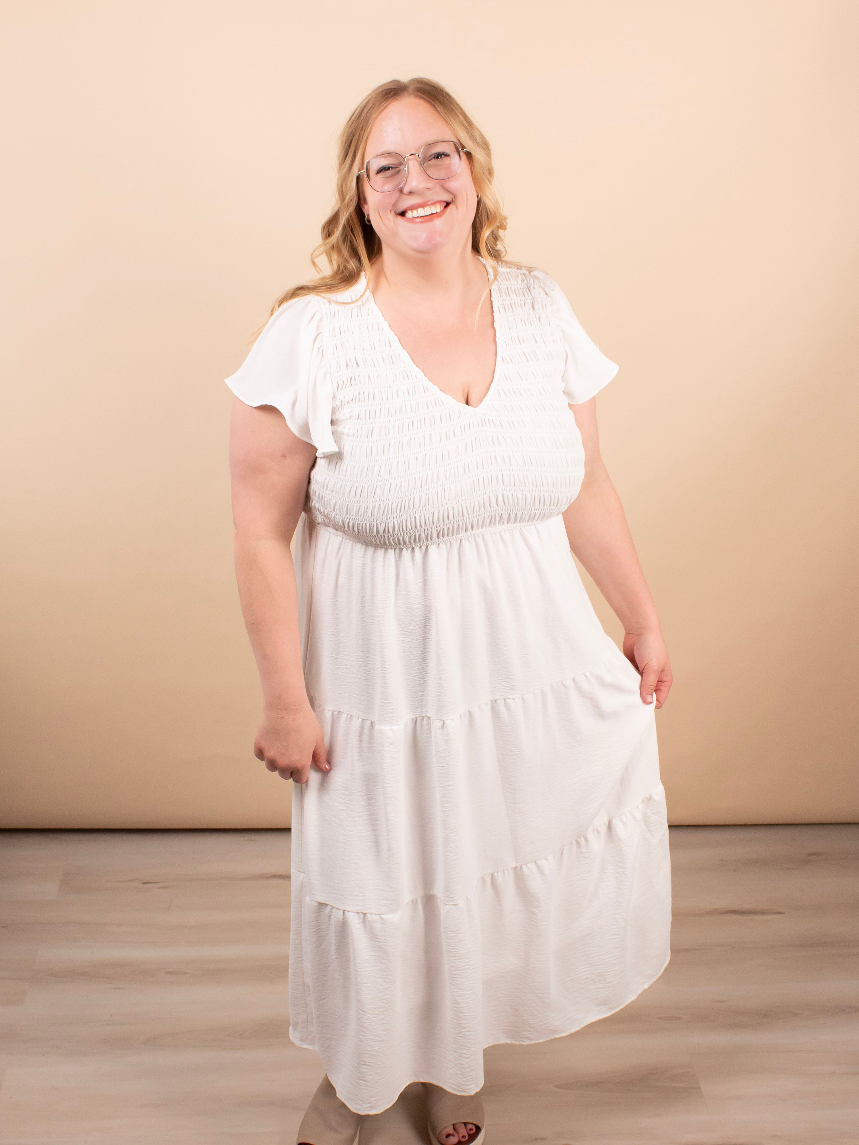 Lila Flutter Sleeve Midi Dress in White - K & Company