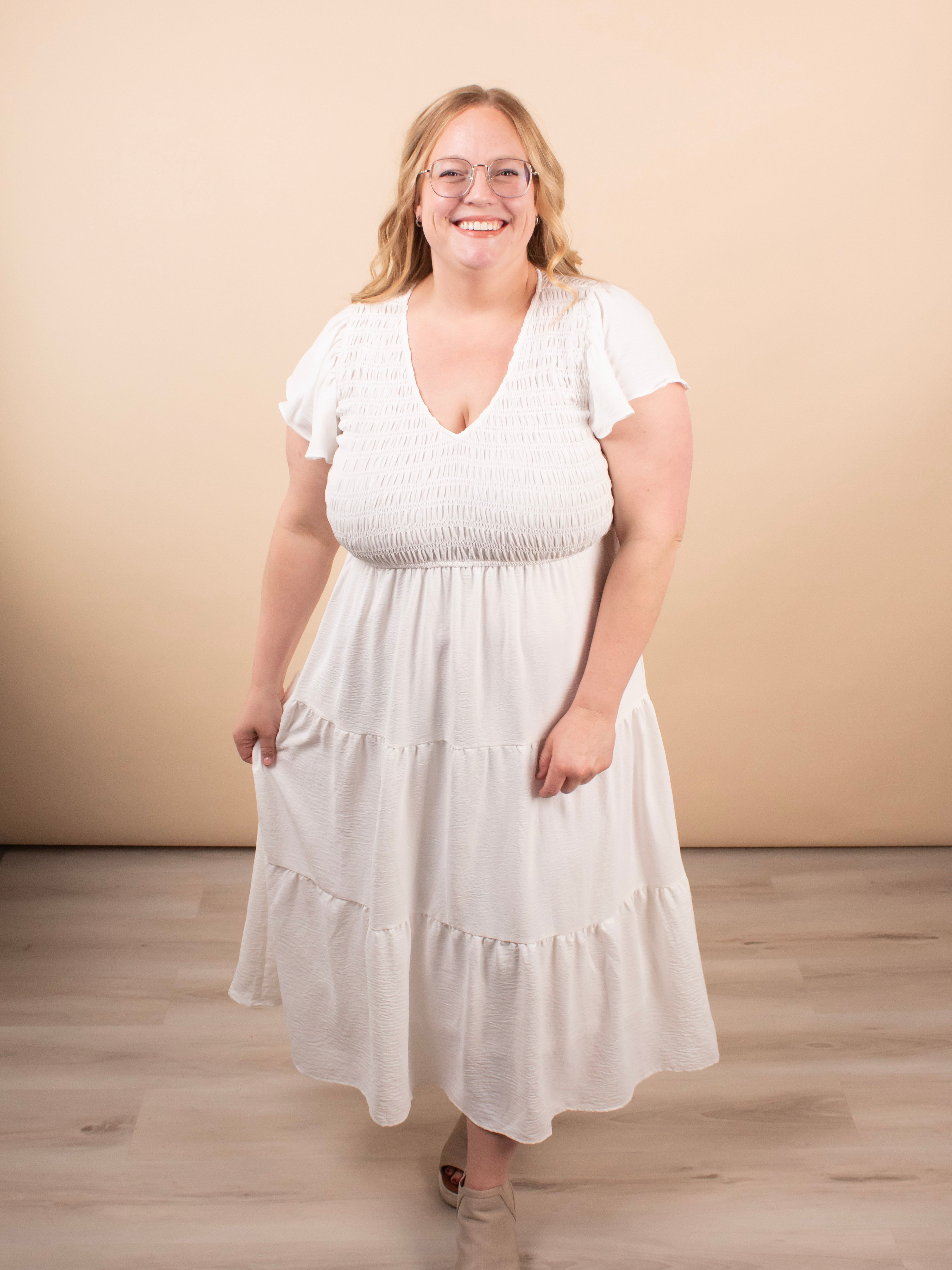 Lila Flutter Sleeve Midi Dress in White - K & Company