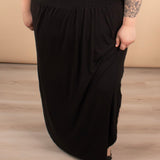 Marlowe Side Slit Maxi Skirt with Pockets in Black
