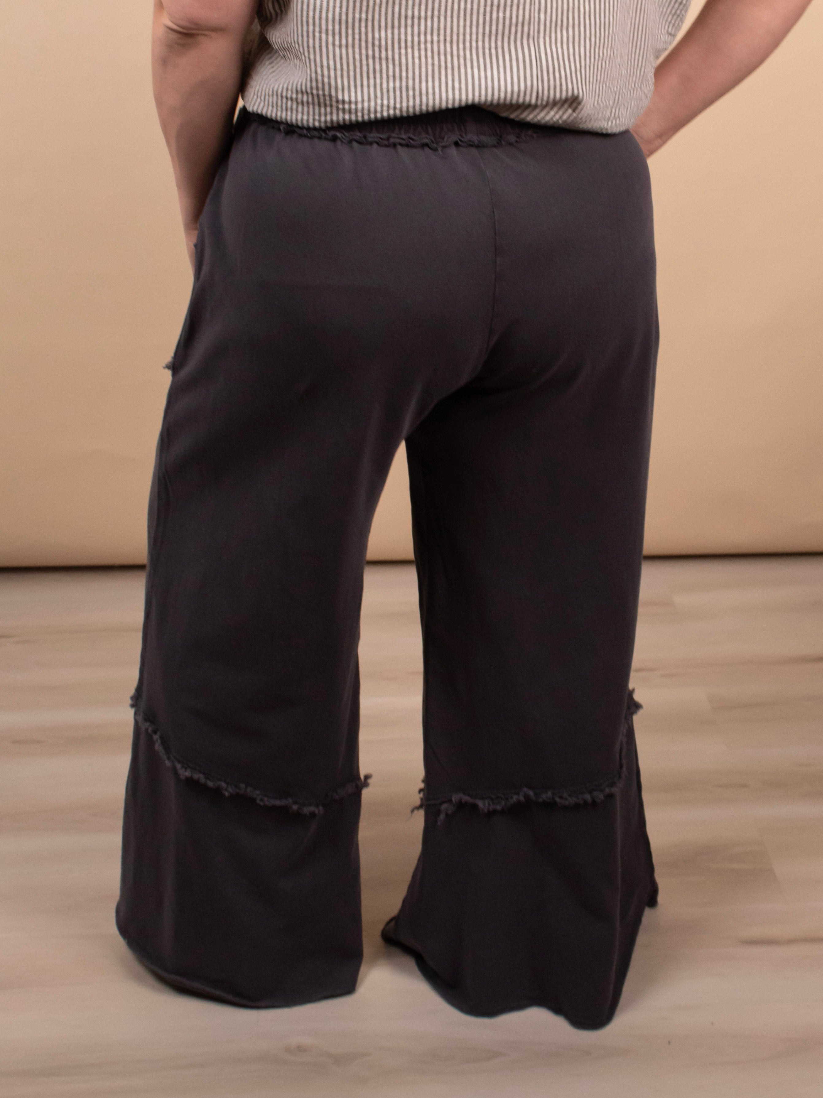 Smoke Show Wide Leg Pants - K & Company