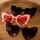 Sweetheart Sunnies in Black